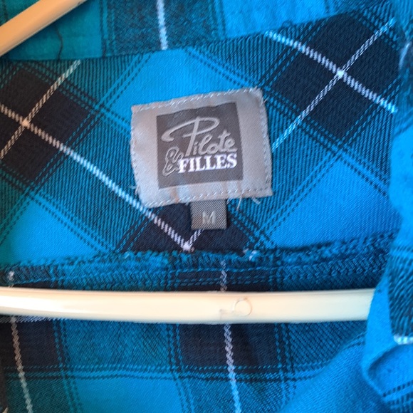 Flannel plaid blue size medium - Picture 2 of 2